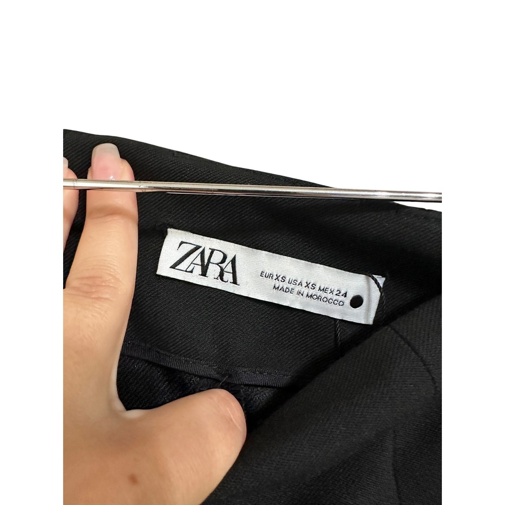 Zara Women's Black Mini Skirt size XS - Picture 3 of 5